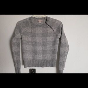 BR Stylish Checked Gray Sweater